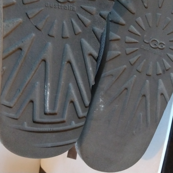 UGG BOOTS ALTAS - Picture 7 of 9